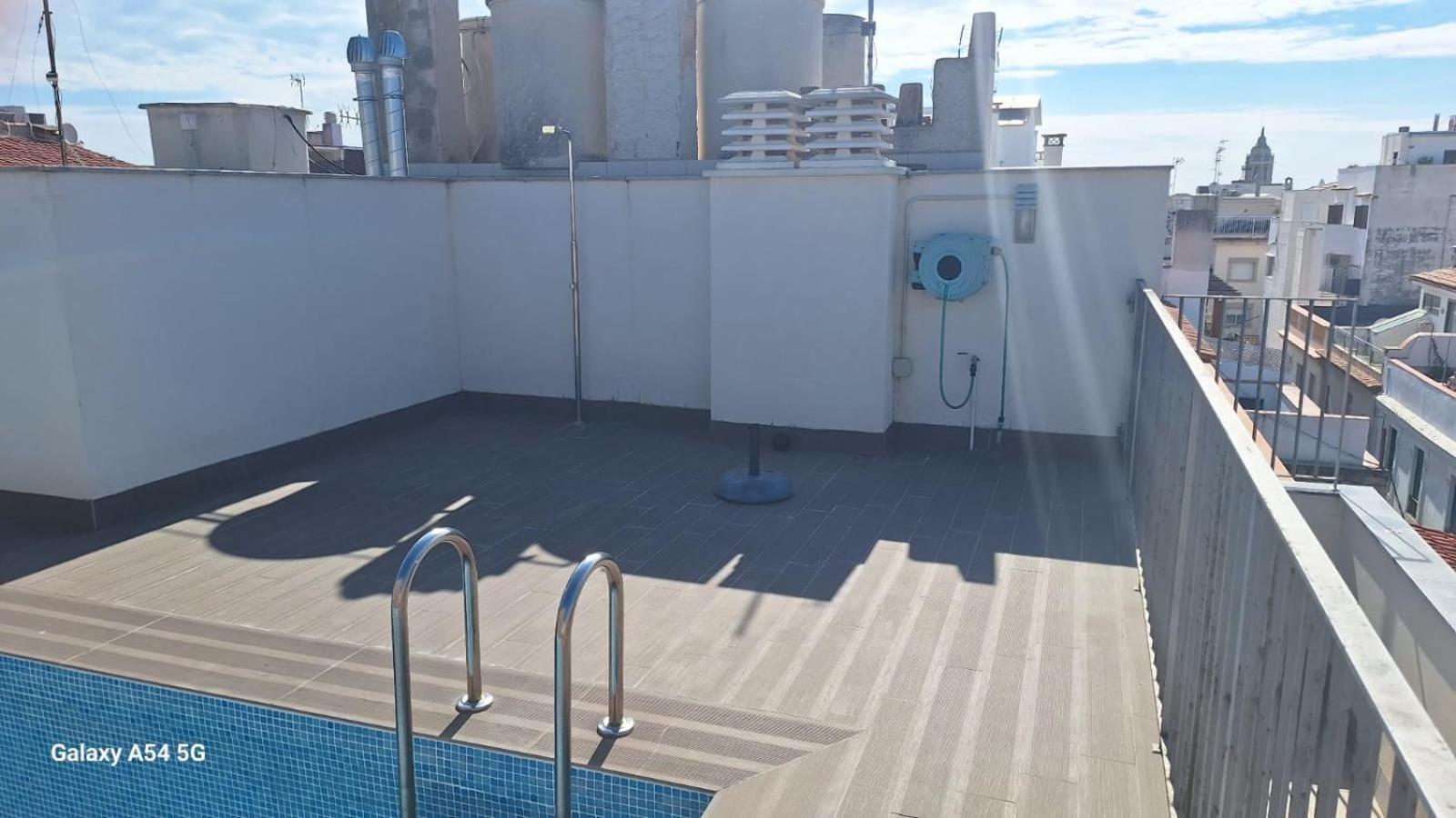 Deluxe With Private Bathroom * Sitges